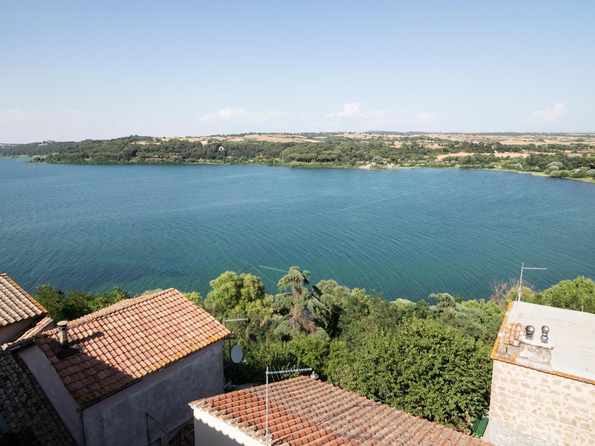 Eleganza In Centro Sul Lago - Anguillara Sabazia Apartment Luaran gambar